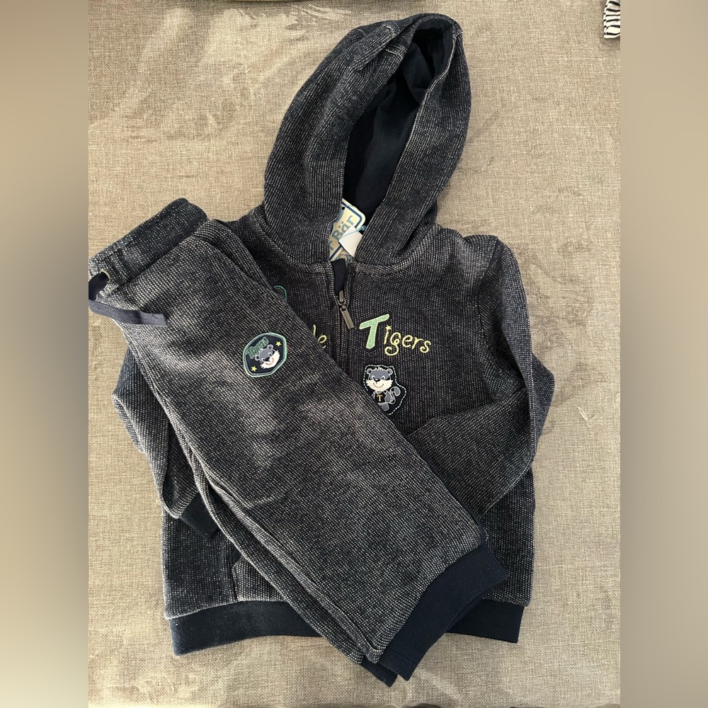 New with tags 12 months jacket and sweatpants set